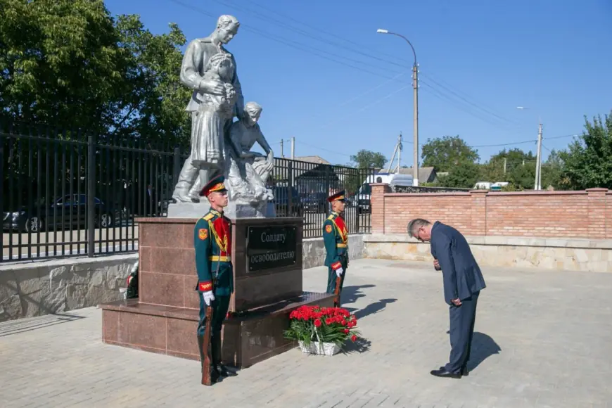 Солдат-освободитель
