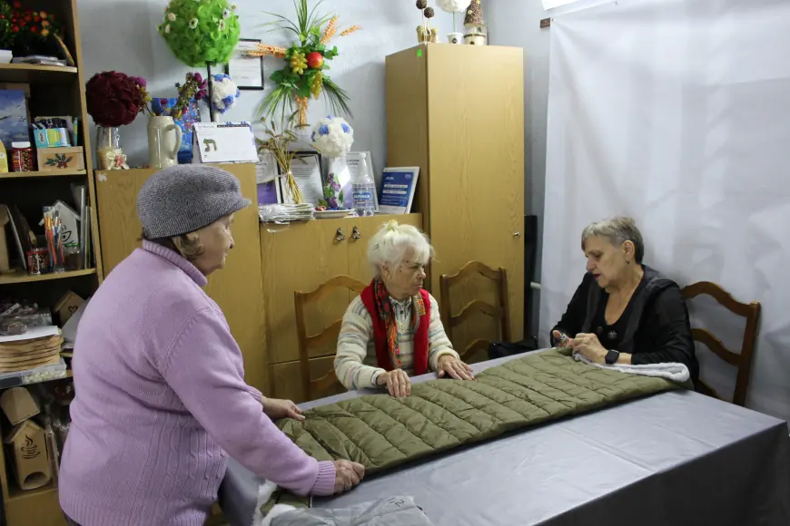 Тепло рук и добрых сердец