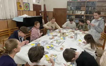 Свет Хануки, который объединяет поколения