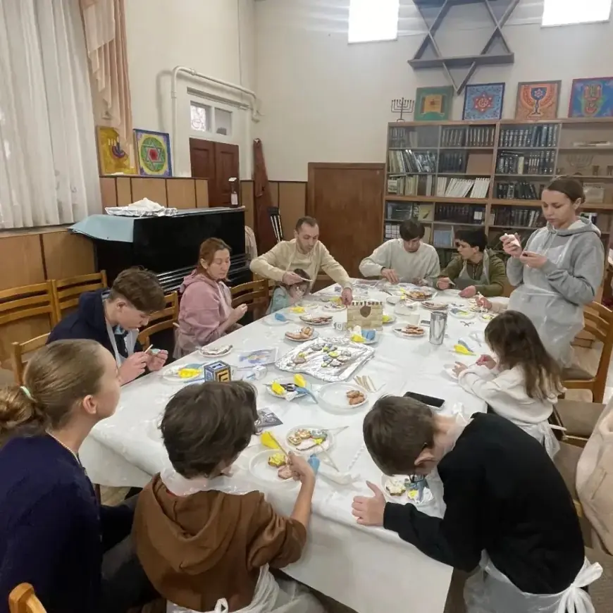 Свет Хануки, который объединяет поколения