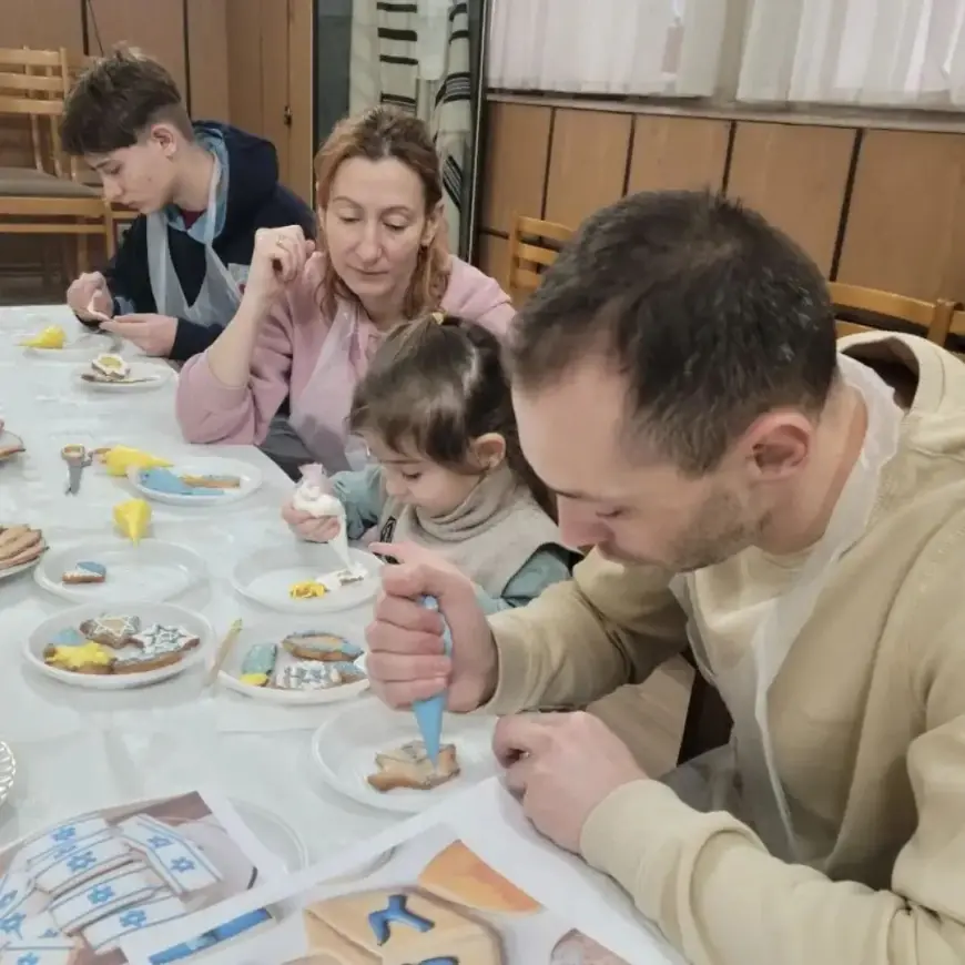 Свет Хануки, который объединяет поколения