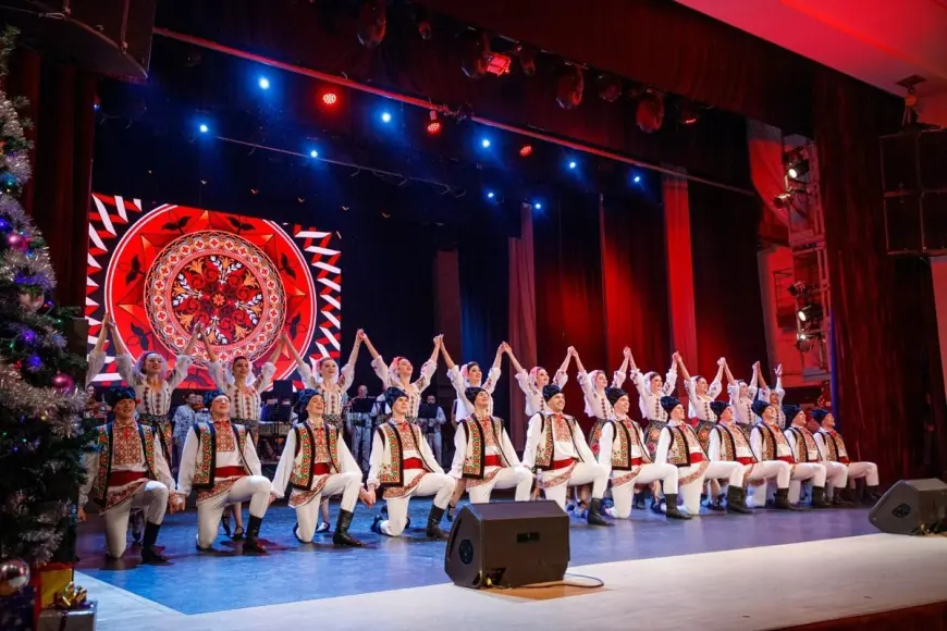 Музыка, которая объединяет поколения: ханукальная встреча с ансамблем «Виорика»