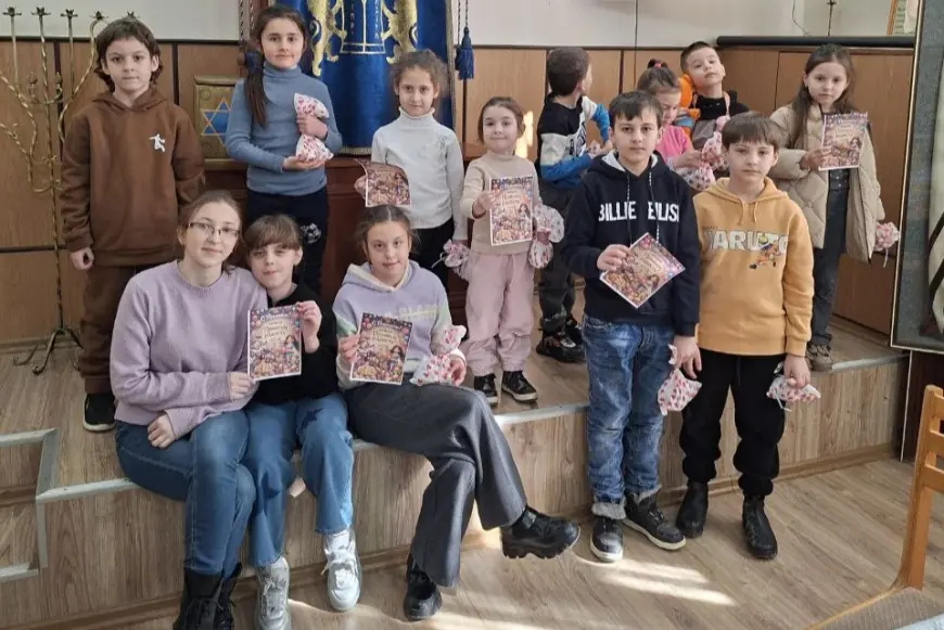 Акция к Пуриму «Принеси радость»: тепло традиций и связь поколений