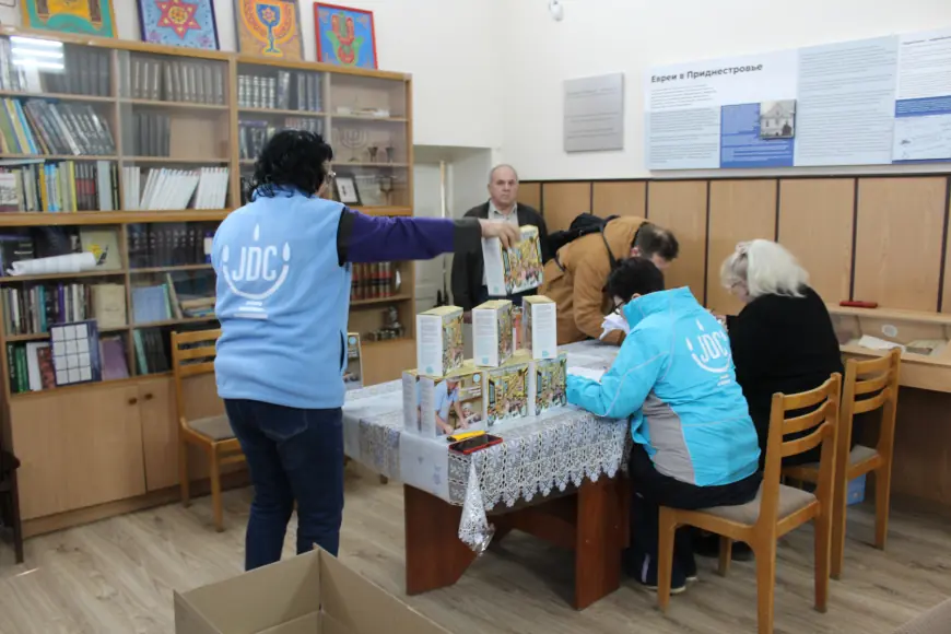 Маца — символ свободы, веры и памяти об Исходе из Египта.