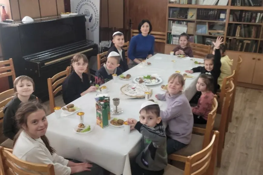 Ребята из AJT Junior  провели Седер Песах