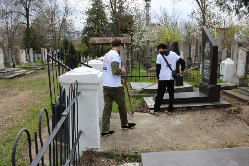 Память поколений: акция Дня добрых дел в Тирасполе