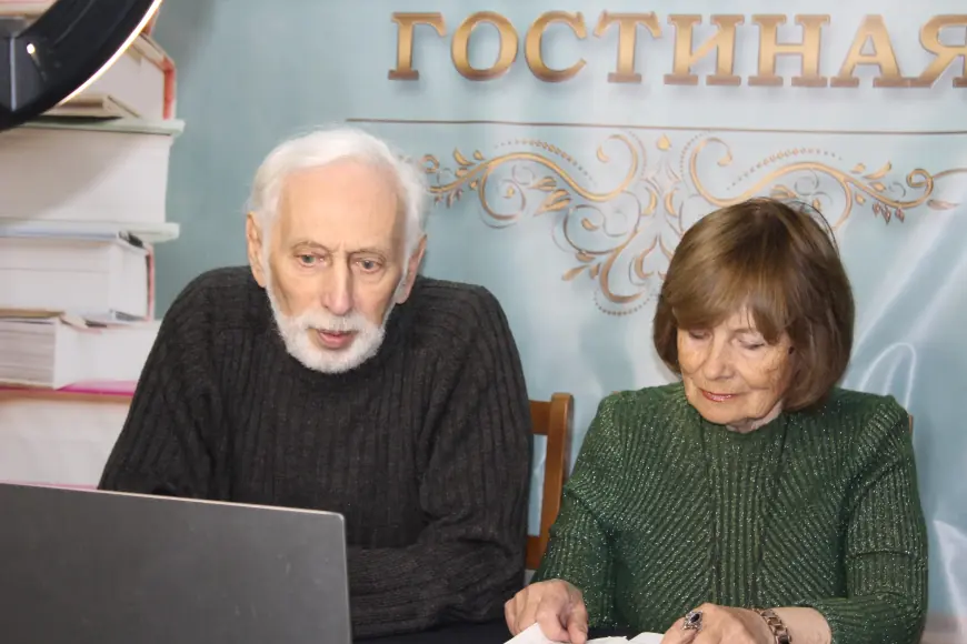 Литературная гостиная: стихи, которые трогают душу