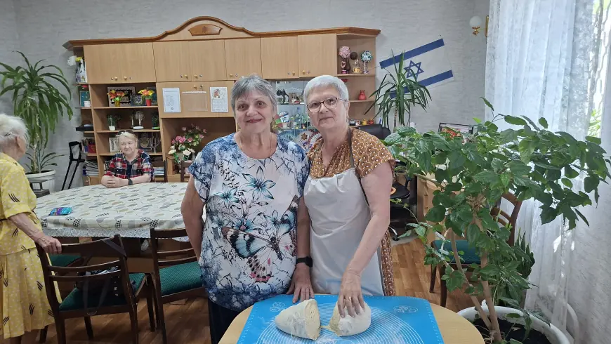 Шаббат начинается с тепла: подготовка к Шаббату, выпечка хал и радость общения в большой дружной семье.
