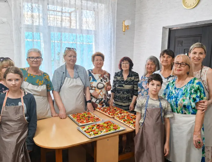 Вместе вкуснее: день, наполненный ароматом кошерной пиццы и теплом общения
