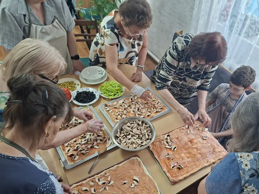Вместе вкуснее: день, наполненный ароматом кошерной пиццы и теплом общения