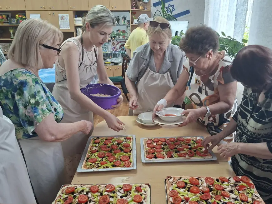 Вместе вкуснее: день, наполненный ароматом кошерной пиццы и теплом общения