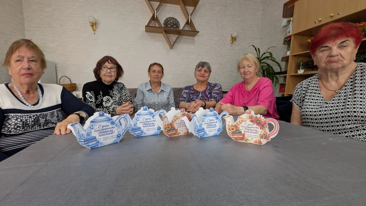 Открытка своими руками — подарок, созданный с душой